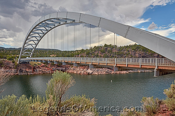 Daggett CountyUTFlamingGorgeReservoirCarolHighsmith2022-ArchBridge
