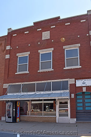 Mount Hope, KS - Business Building - 3