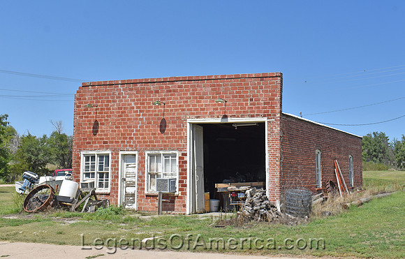 Edmond, KS - Edmond, KS - Old Garage