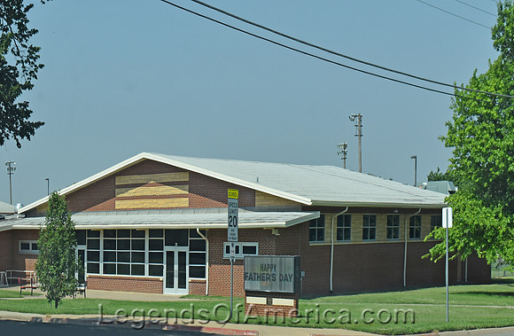 Colwich, KS - School