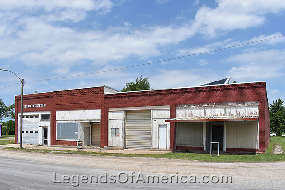 Lehigh, KS - Building Row