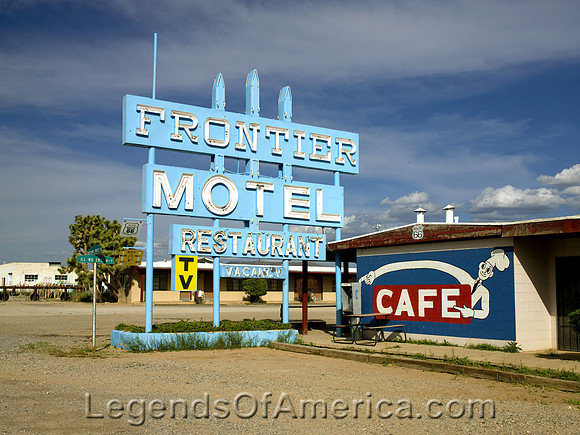 Truxton, AZ - Frontier Motel - 2