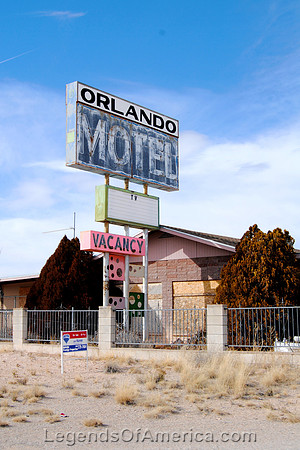 Truxton, AZ - Orlando Motel