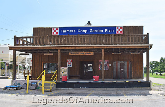Garden Plain, KS - Farmers Coop