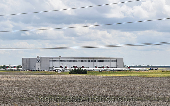 Salina, KS - Airport