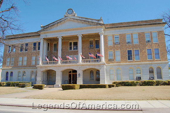 Uvalde, TX - Uvalde County Courthouse