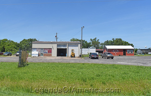 Moran, KS - Country Store