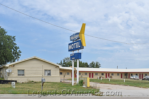 Mankato, KS - Dreamliner Motel