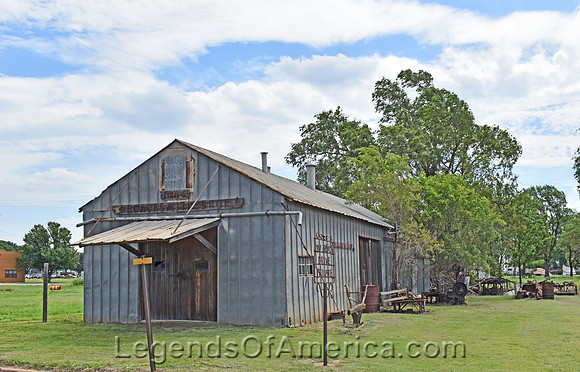Hardtner, KS - Old Building & Equipment