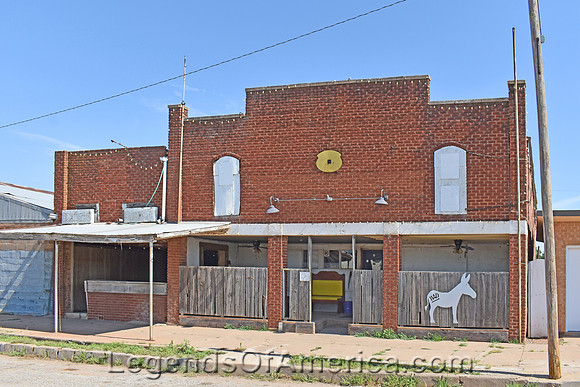 Manchester, OK - Main Street Building