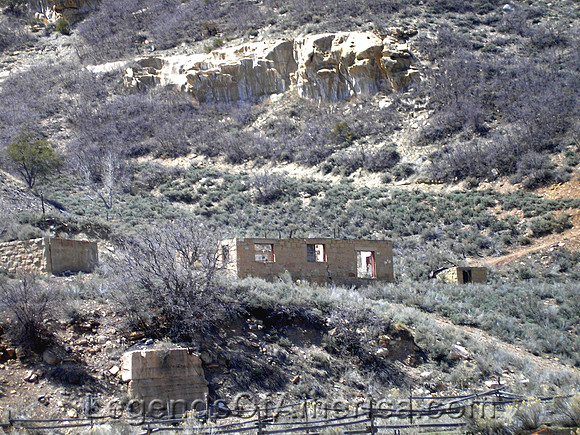 Standardville, UT -  Buildings