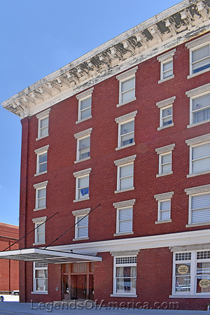 Independence, KS - Business Building - 2