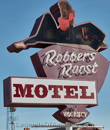 MoabUTMotelCarolHighsmith2022